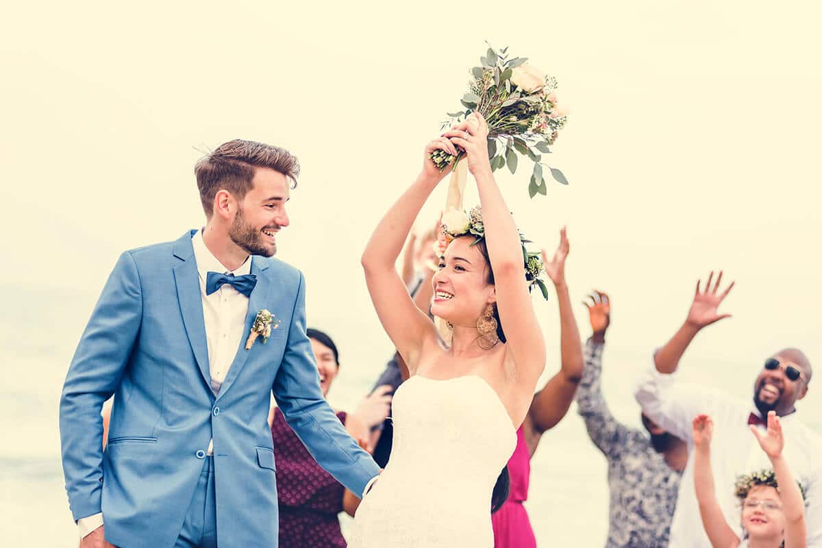 Die Top 5 Hochzeitsanzug-Trends für den Sommer 2023