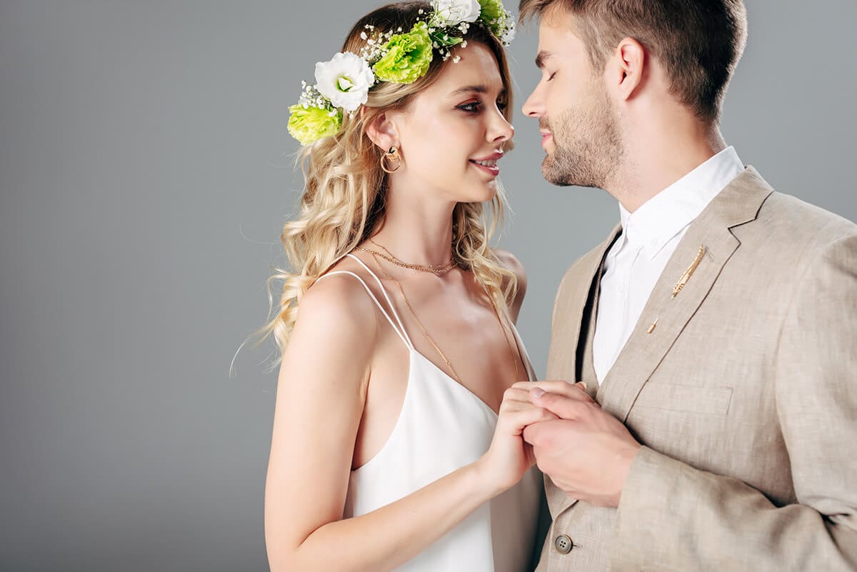 Die Top 5 Hochzeitsanzug-Trends für den Sommer 2023