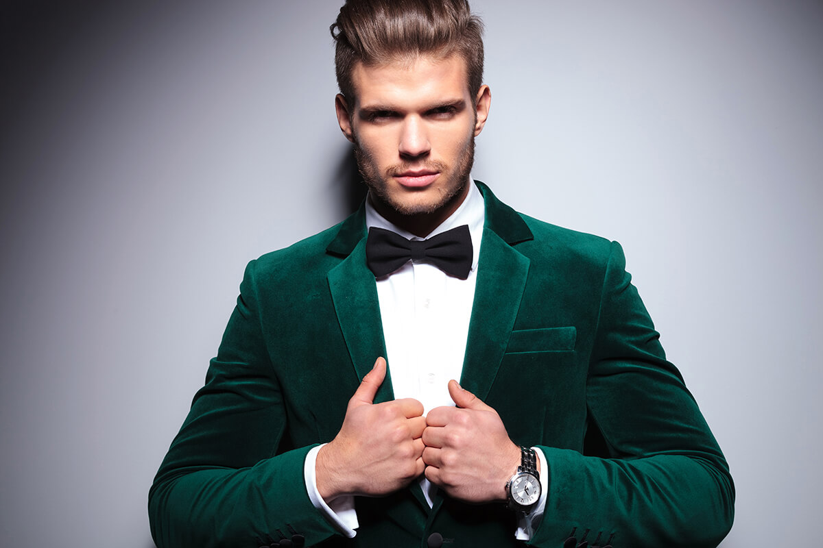 Farben, die unter festlichen Lichtern leuchten